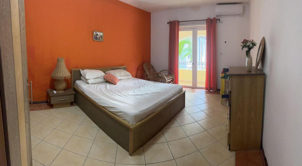 A'S Beach Apartment Flic en Flac Bagian luar foto